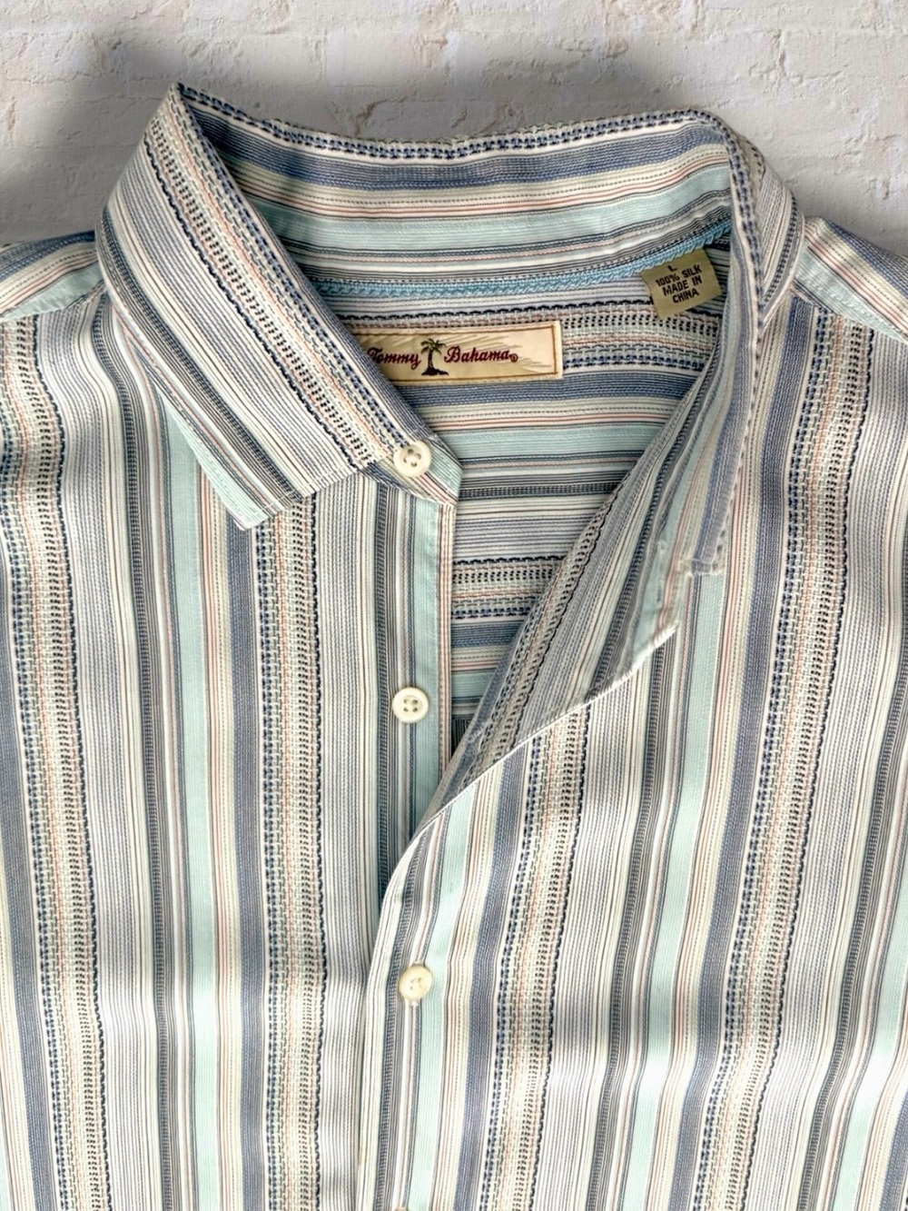 Tommy Bahama 100% Silk Button Front Shirt Men’s Large Striped Casual Camp